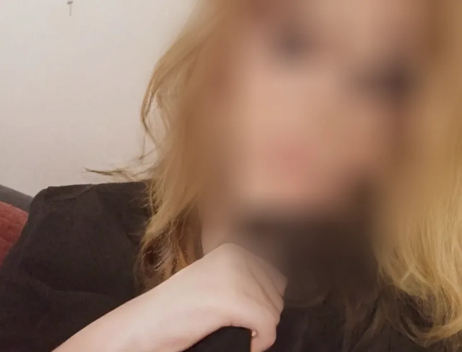 Manuela, 27 anni